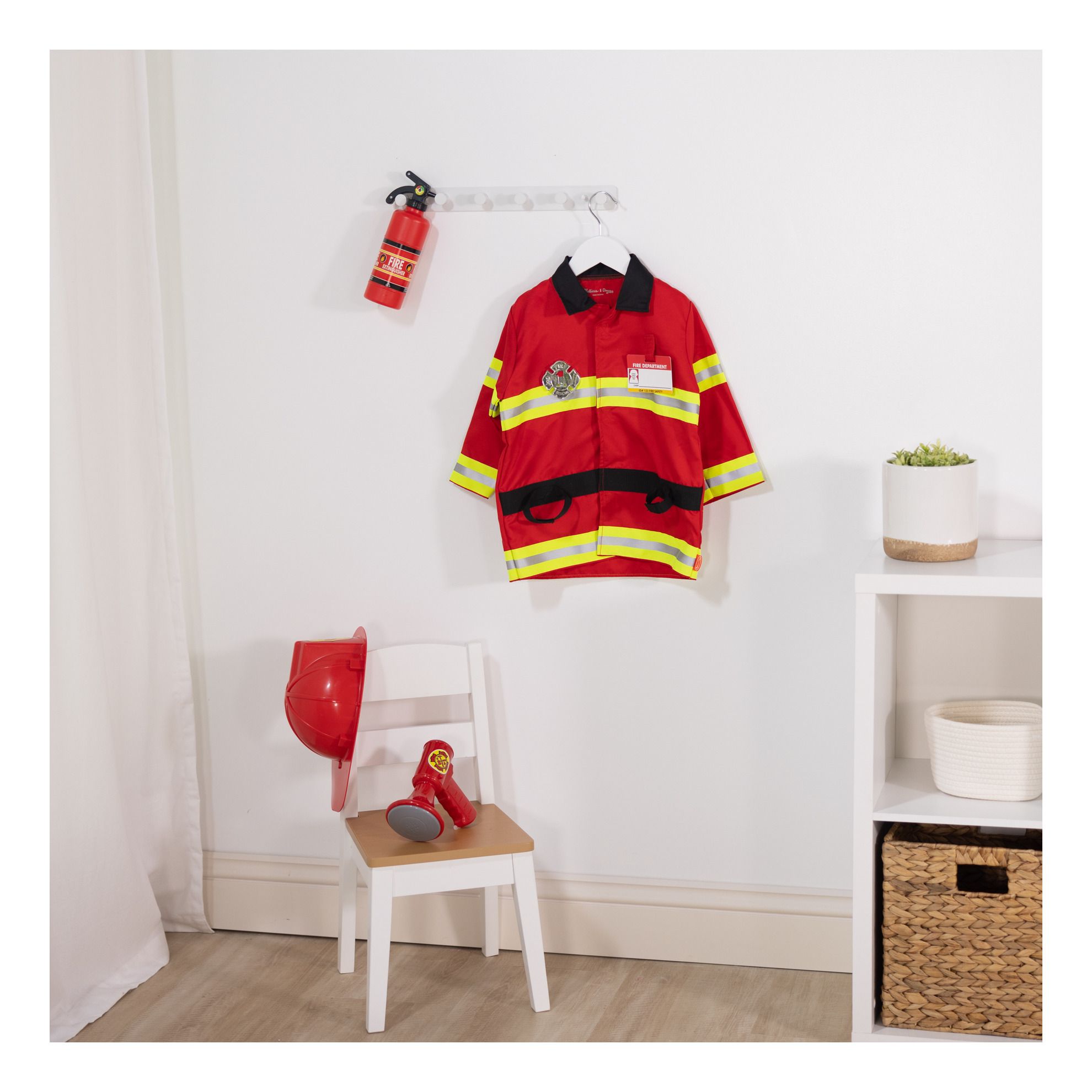 Melissa & Doug - Fireman Dress Up