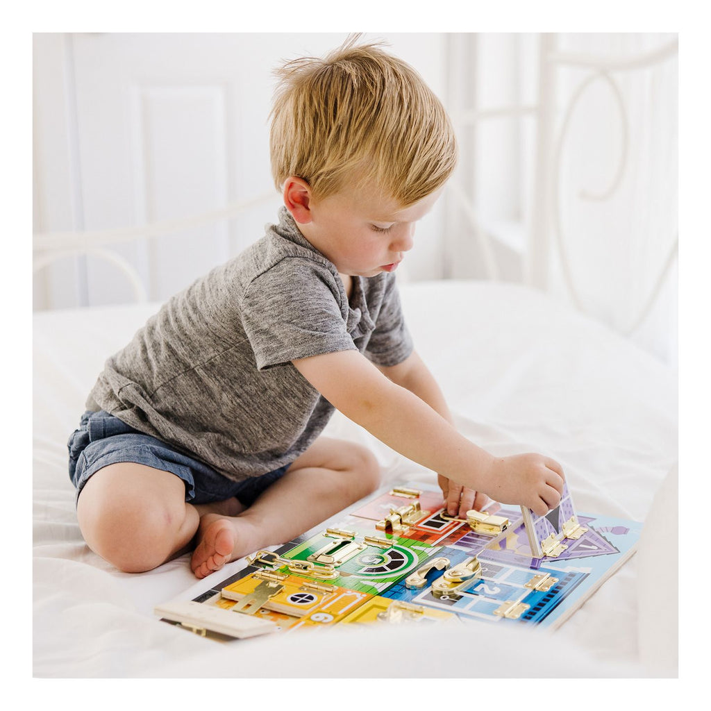 Melissa & Doug - Latches Board