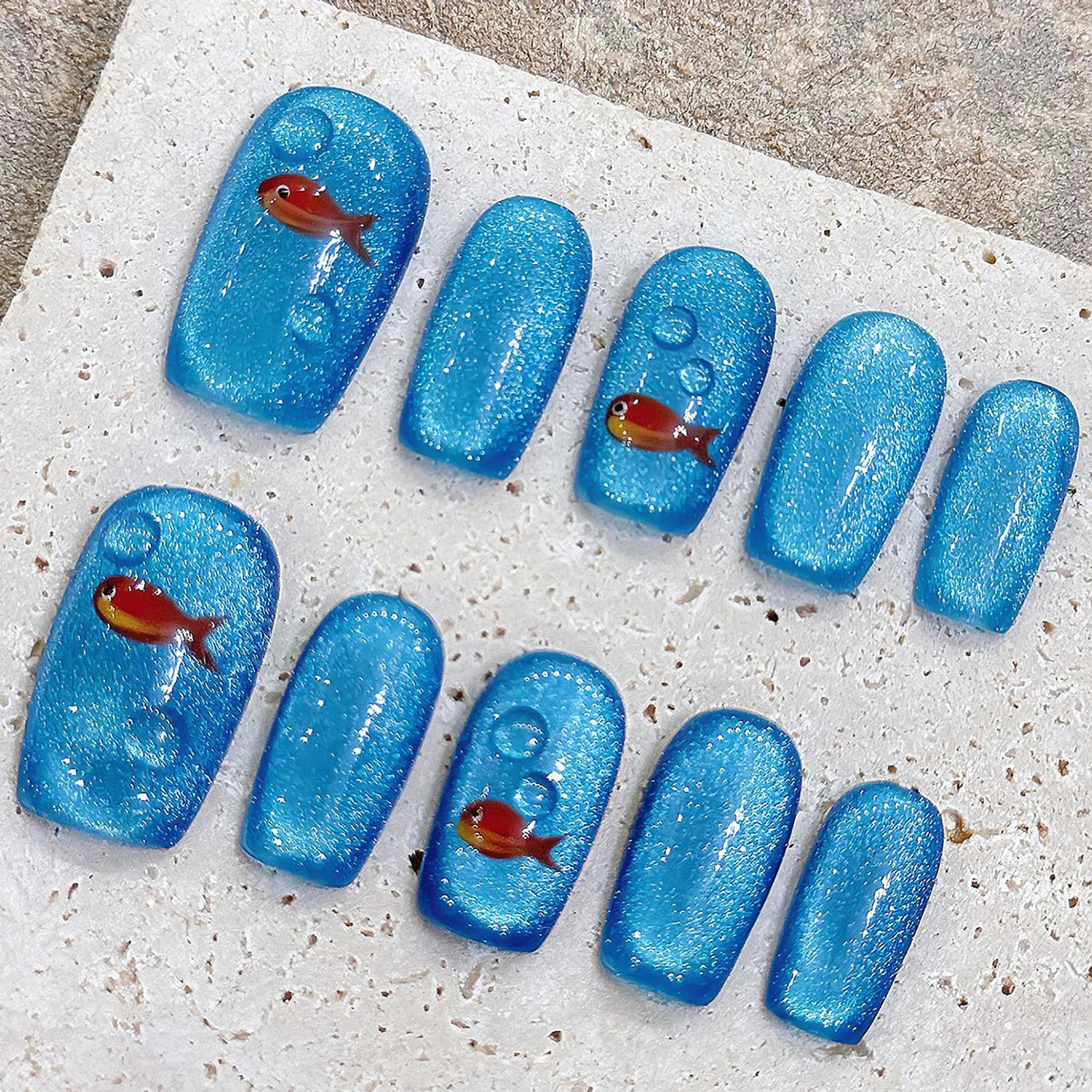 Cat's Eye Press On Nails