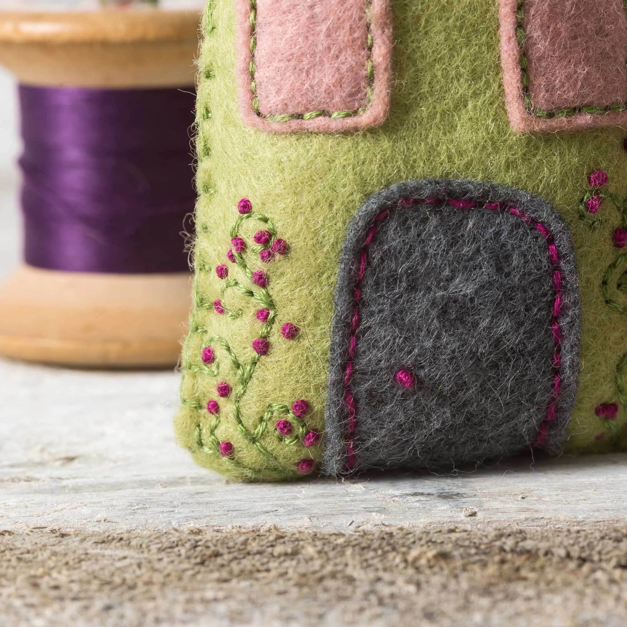 Lavender Houses from Felt Craft Kit BRHOU3L