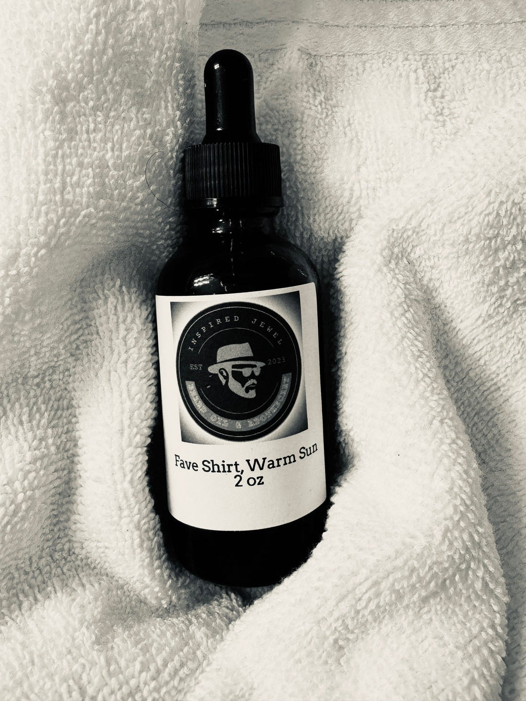 Fave Shirt and Warm Sun Beard Oils (6/27/2023)-1