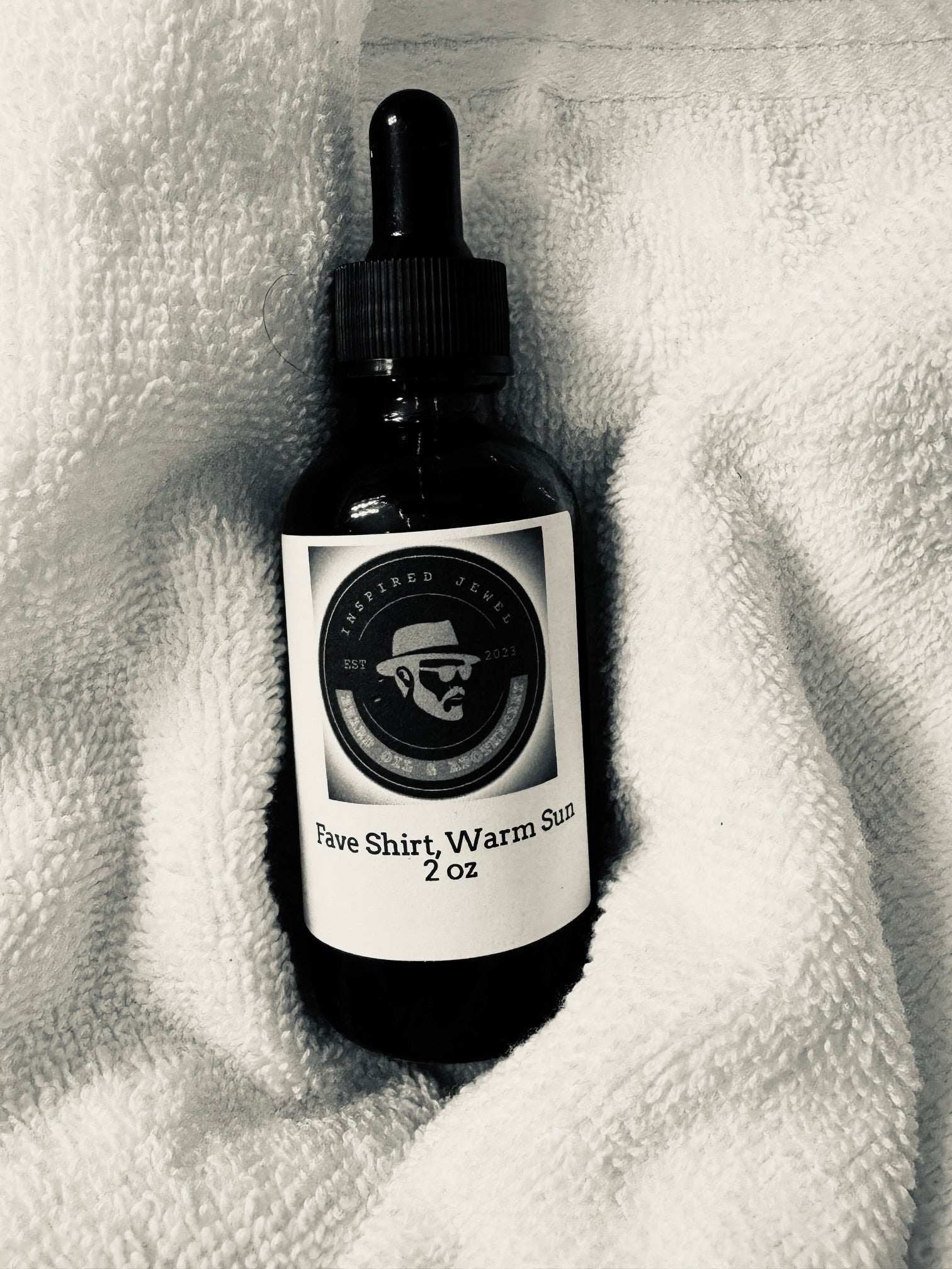 Fave Shirt and Warm Sun Beard Oils (6/27/2023)-1