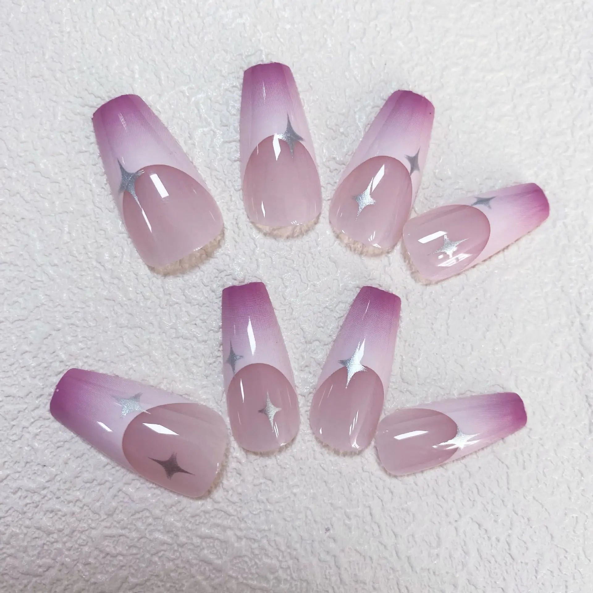 Star Design Press-On Nails