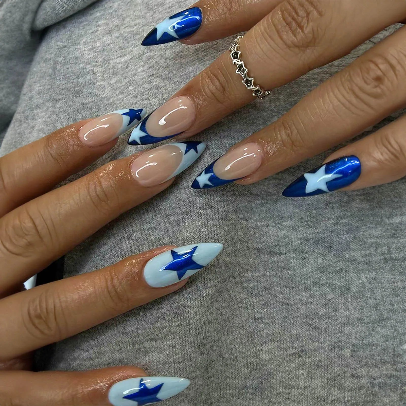 Star Design Press-On Nails