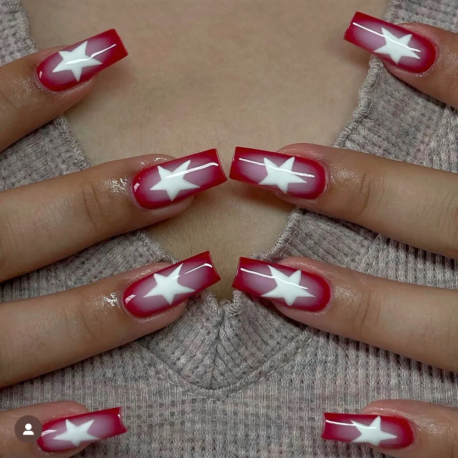 Star Design Press-On Nails