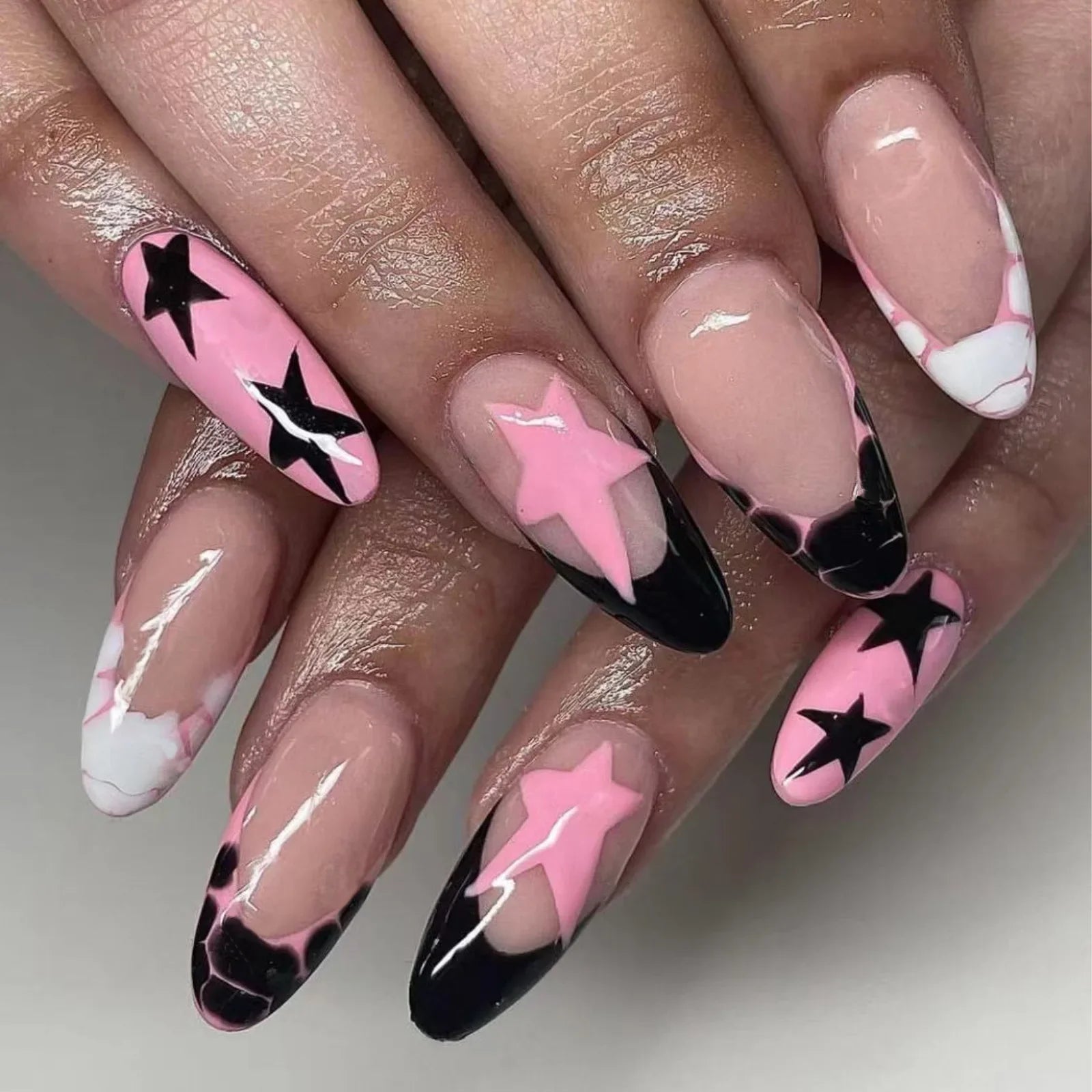 Star Design Press-On Nails